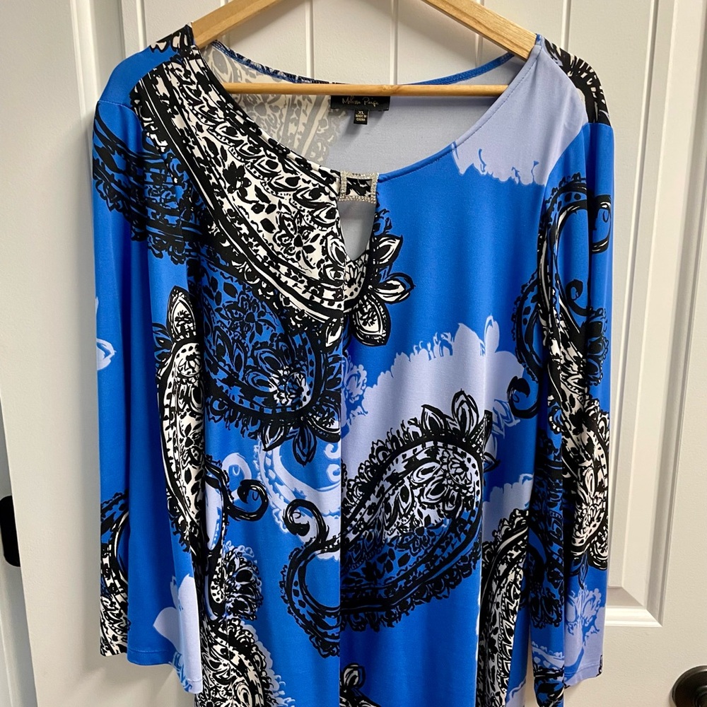 Melissa Paige Women's Blue and Black Paisley Top